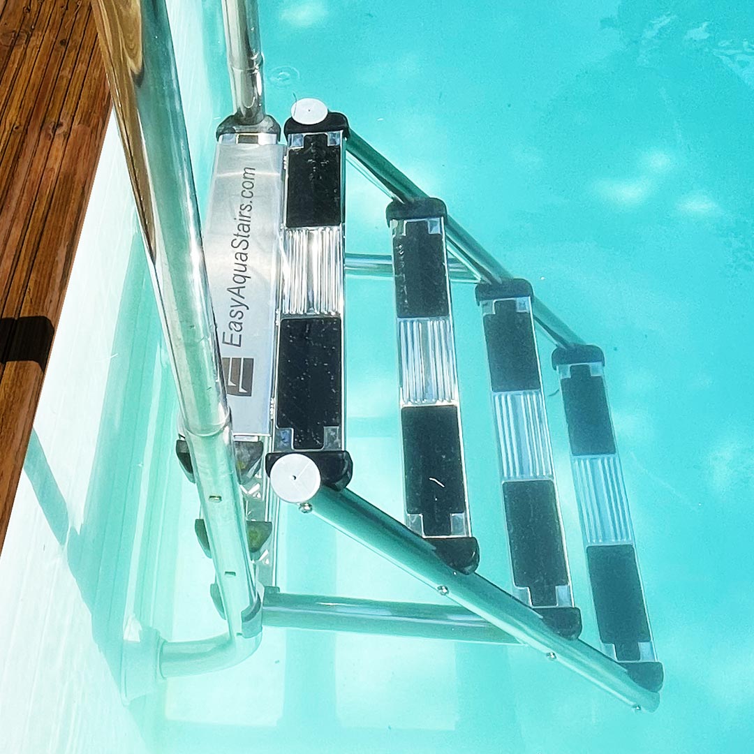 EASY AQUA STAIRS click on swimming pool stair system. Get in and out of the pool easily, comfortably and safely with EASY AQUA STAIRS.